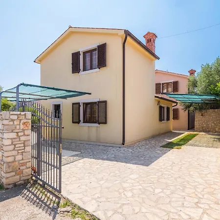 Holiday home 2 Bedroom Stunning In *